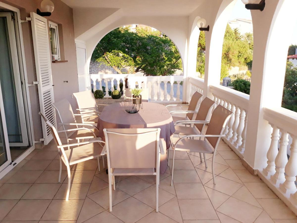 Villa Mihaela - Apartment Ika Cesarica Zewnętrze zdjęcie
